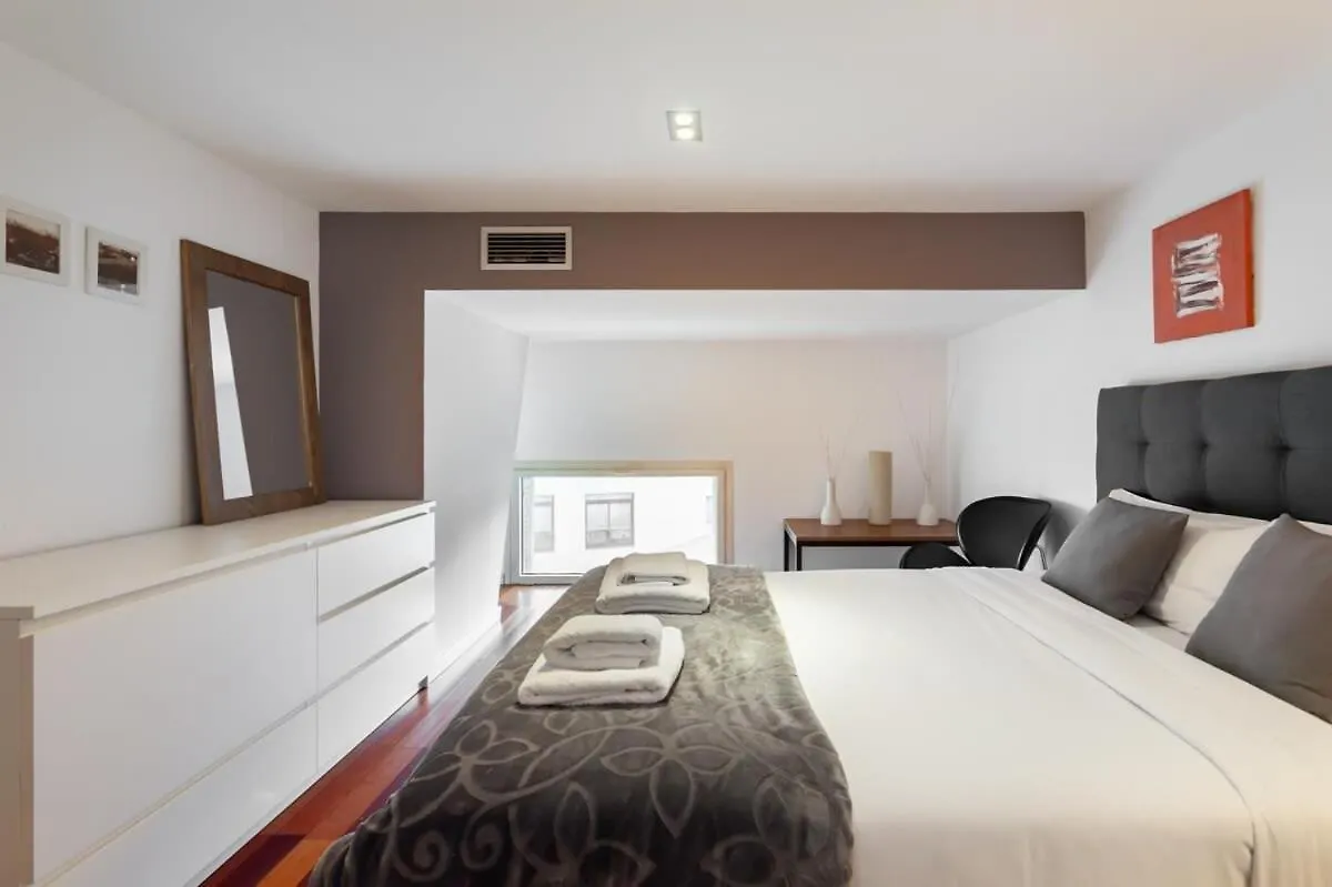 3Bedroom Duplex With Balcony In Plaza Cataluna Βαρκελώνη